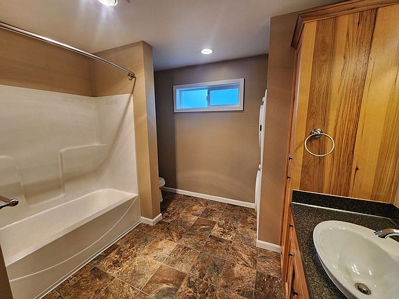 5th image of 305 W Mary St #203B