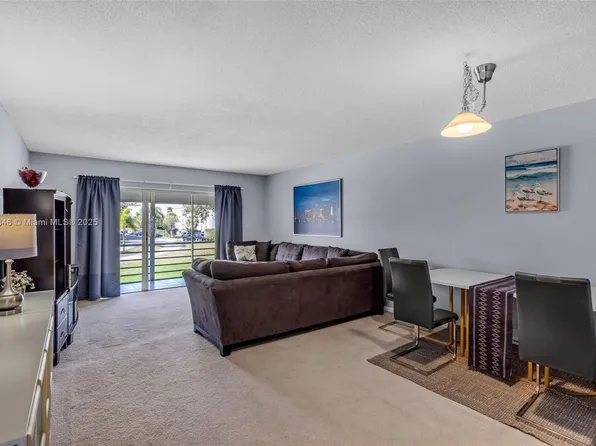 608 NE 2nd St APT 243, Dania Beach, FL 33004