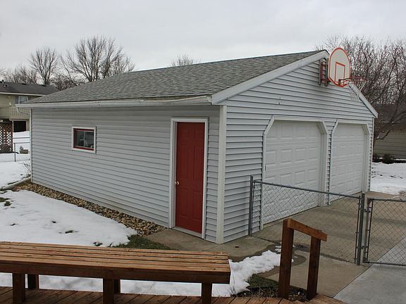 Garage (2)