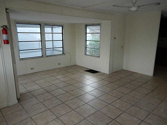 3rd image of 2862 SW 57th Ct