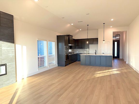 3rd image of 3109 Heather Lake Ct