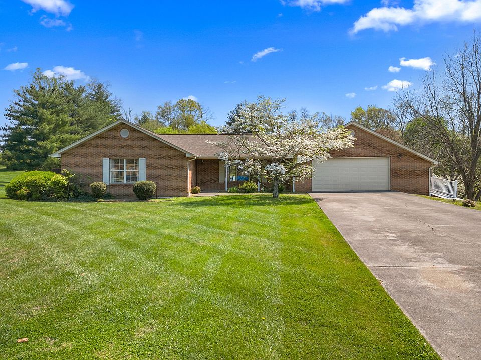 1st image of 4532 Yorkshire Ln