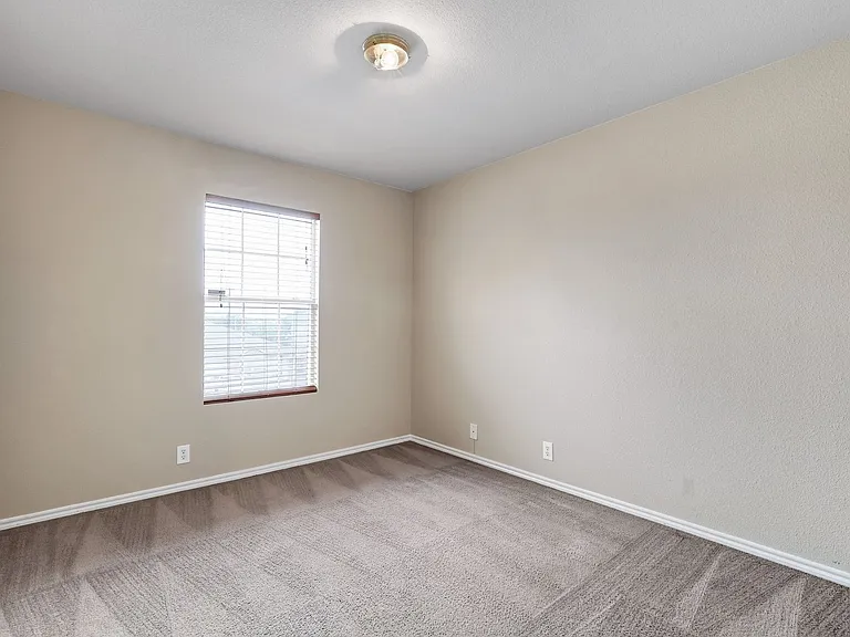 210 Birchwood Bay — Photo 24