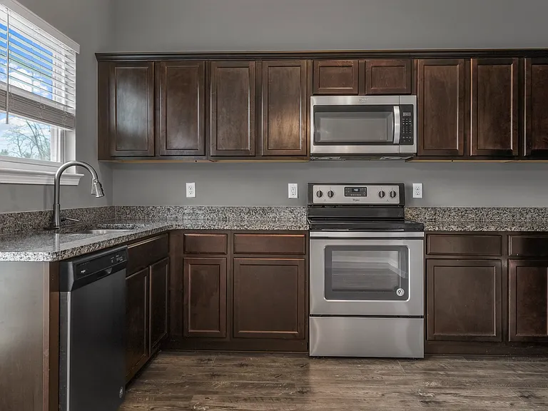 208 Jenna Lee Cir — Photo 5