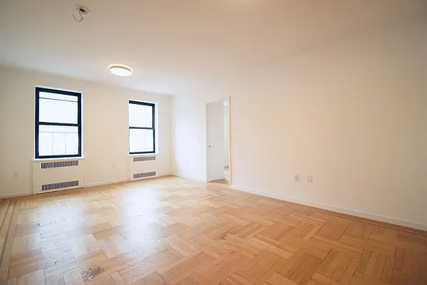 Rented by Skyward | media 17