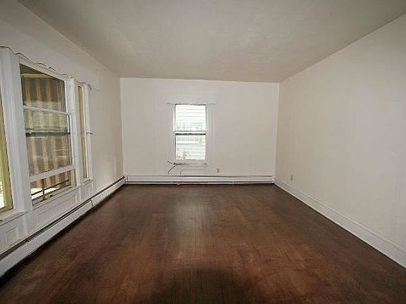 2nd image of 1217 Prendergast Ave