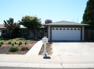 9943 Palm Grove Dr, Sacramento, CA