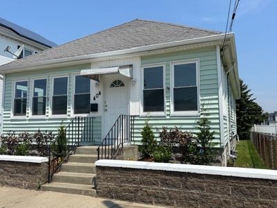 404 Brayton Ave, Fall River, MA, 02721