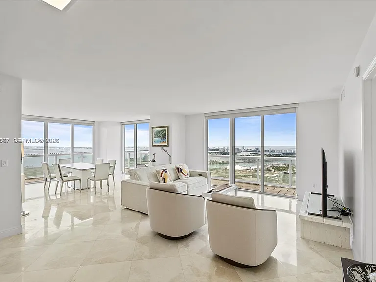 50 Biscayne Blvd #5402 — Photo 14