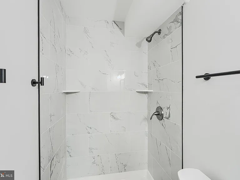 7 Carrollton Ave — Photo 12