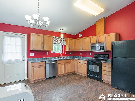4th image of 755 Moosewood Cir