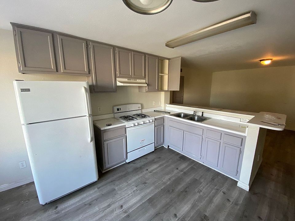 1st image of 9905 S Broadway APT 101