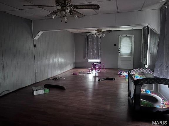 2nd image of 200 E Ripa Ave