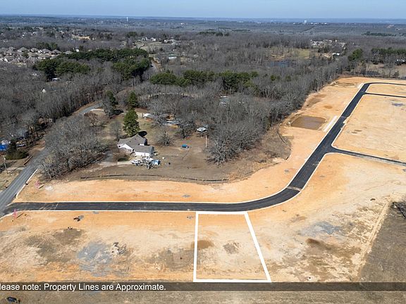 4th image of 107 Glade Dr