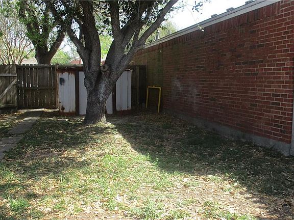 4th image of 4765 Willowick Dr