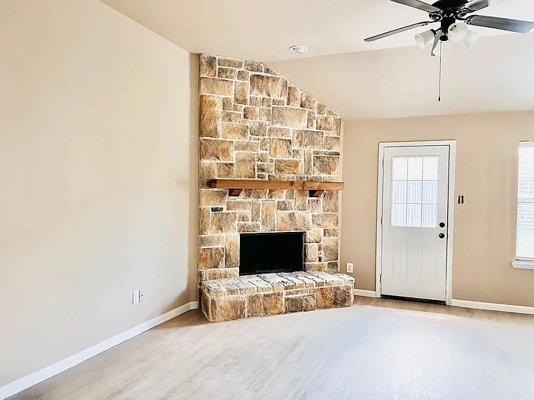 2513 Slalom Dr — Photo 8