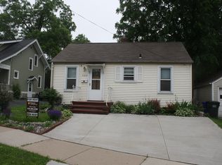 209 W Division St, Kaukauna, WI 54130
