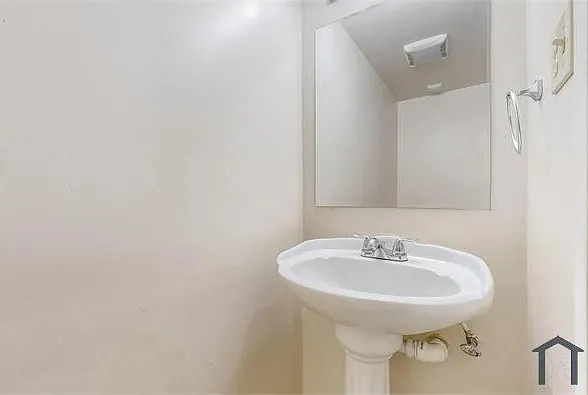 1137 Gannon Dr — Photo 25