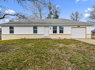 607 Aspen Dr, Nixa, MO 65714