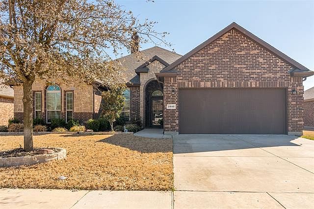 1st image of 2940 Saddle Creek Dr