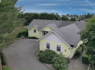 865 Jodee Ln #1.5, Brookings, OR 97415