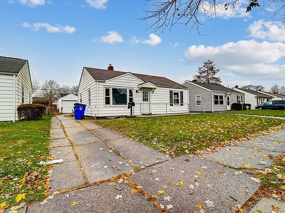 2nd image of 2735 Hilda Ave