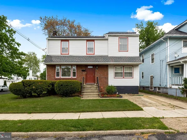 1904 43rd St, Pennsauken, NJ 08110