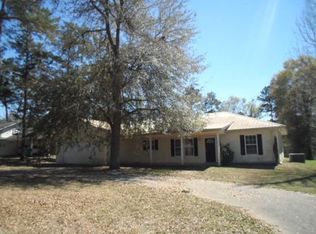 4111 Parkplace Rd, Marianna, FL 32446