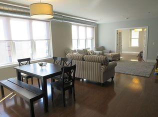 662 1st St APT 4A, Hoboken, NJ 07030