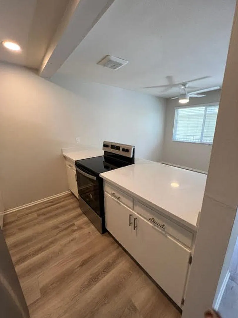 648 Felton Way — Photo 4