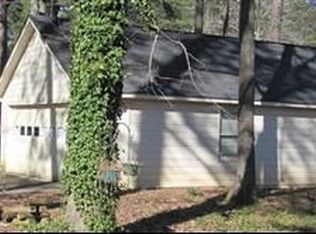 2804 Laurel Ridge Dr, Decatur, GA 30033