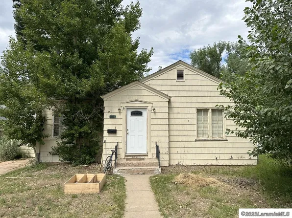 408 S 18th St, Laramie, WY 82070