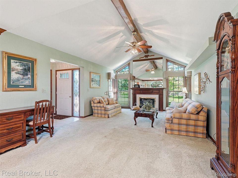 14745 Mystic Ct, photo 15