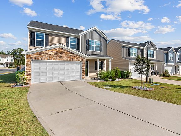 2nd image of 672 Penfolds Way