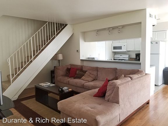 4th image of 1681 Cornell Dr #24B