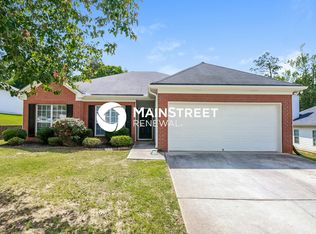 10127 Deep Creek Dr, Union City, GA 30291
