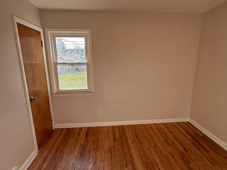 9616 Colwell Ave — Photo 33