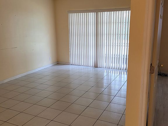 4th image of 2964 NW 55th Ave