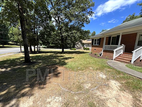 2nd image of 407 Obie Dr