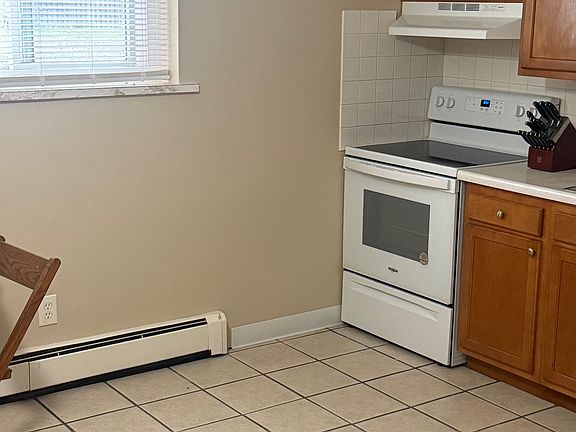 3rd image of 7148 Glendale Ave APT 1