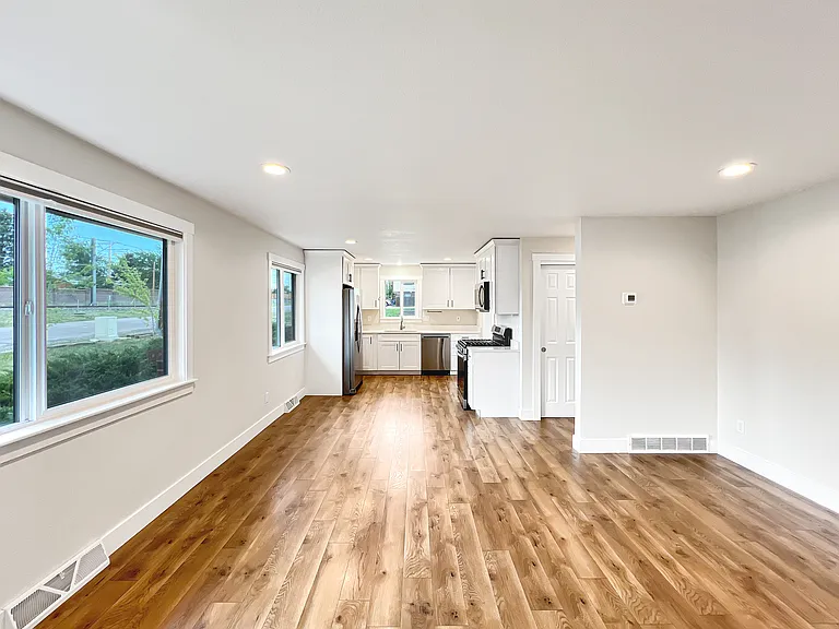 10350 W 13th Ave — Photo 16