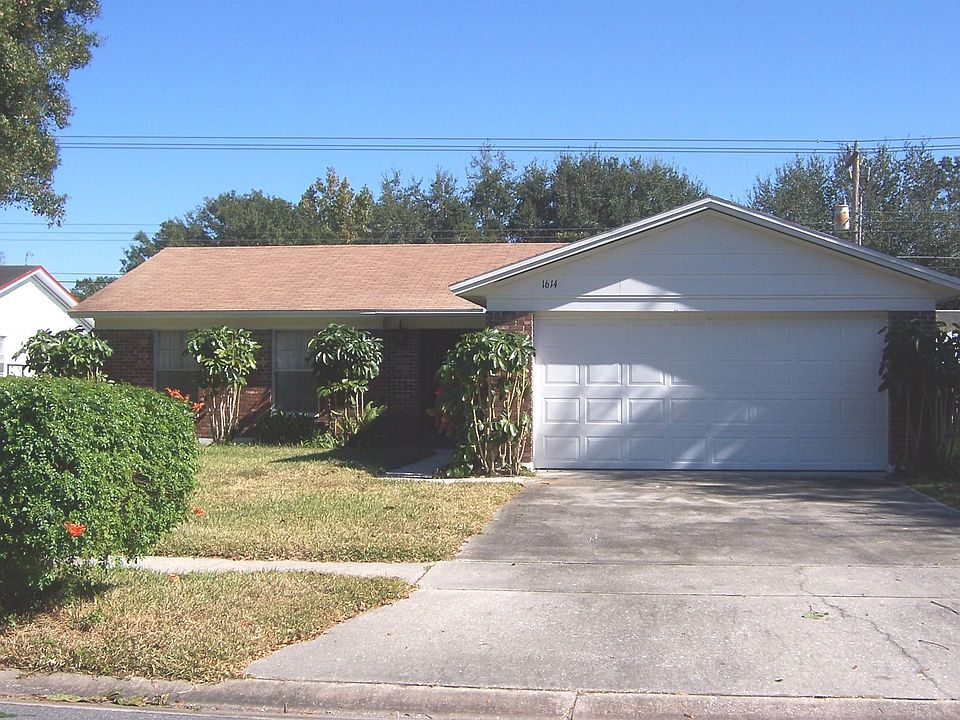 1st image of 1614 Lowry Ave
