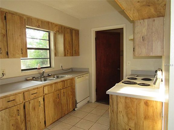 3rd image of 3630 Deborah Dr