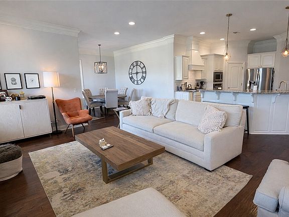 5th image of 3737 N Lalique Ln