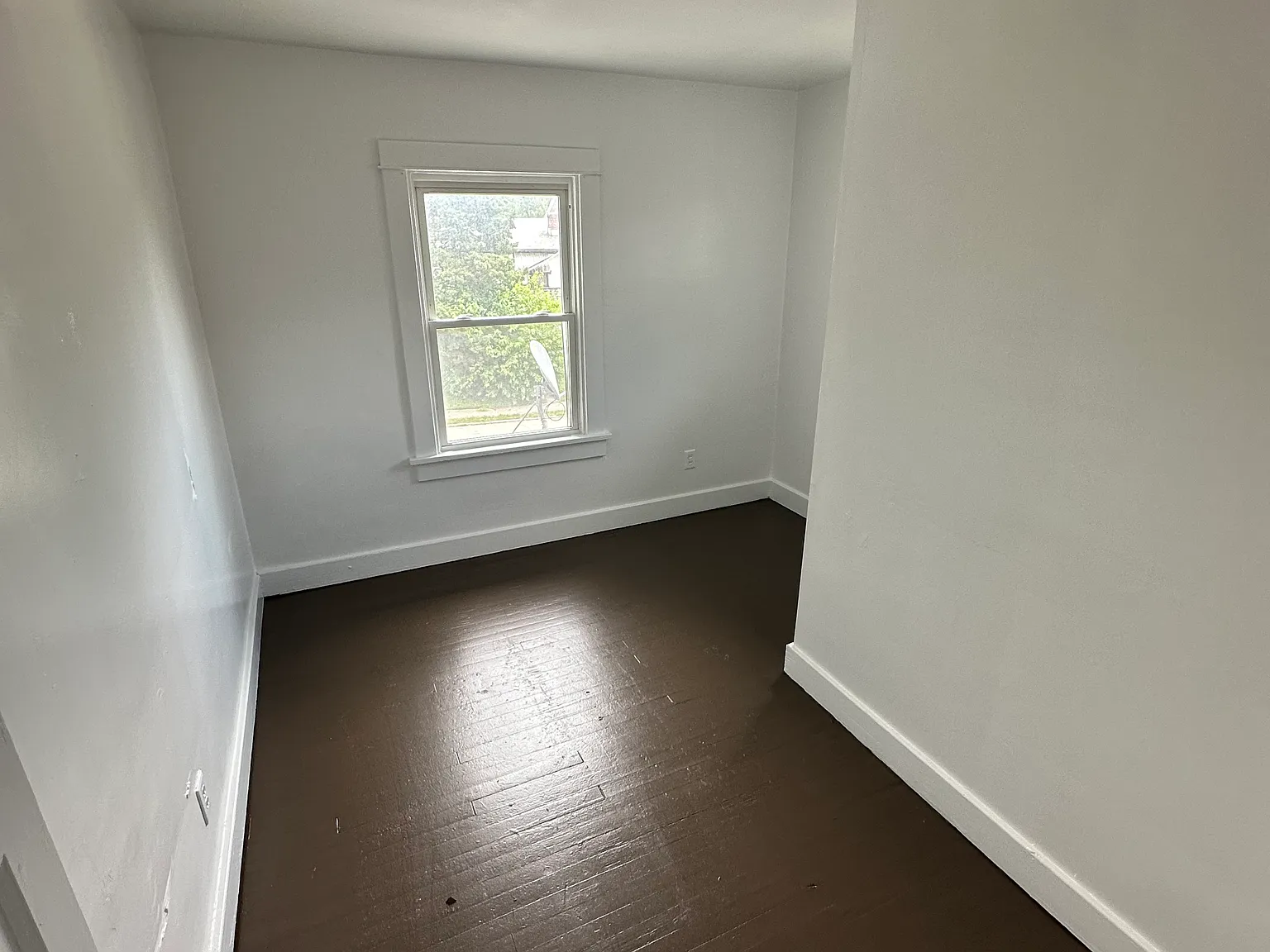 3 bed, 1207 sqft, $1,200 — Photo 3