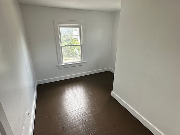 3rd image of 551 Westwood Ave