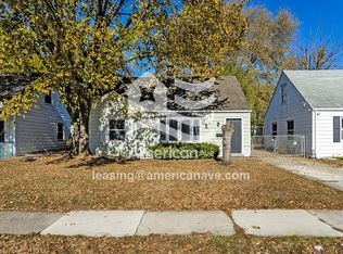 17055 Lincoln Ave, Eastpointe, MI 48021