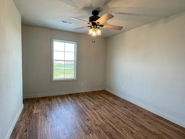 785 Rodeo Ln — Photo 6