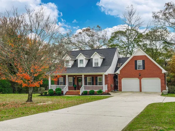 1072 Blessing Rd, Albertville, AL 35951