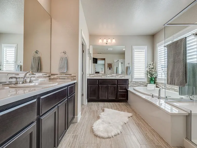 5024 Verona Dr — Photo 9